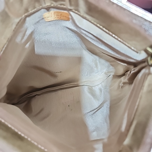 Gold Bag And  SilverVintage Bag With Chain Strap- 2 BAGS FOR 1 PRICE - Picture 8 of 9